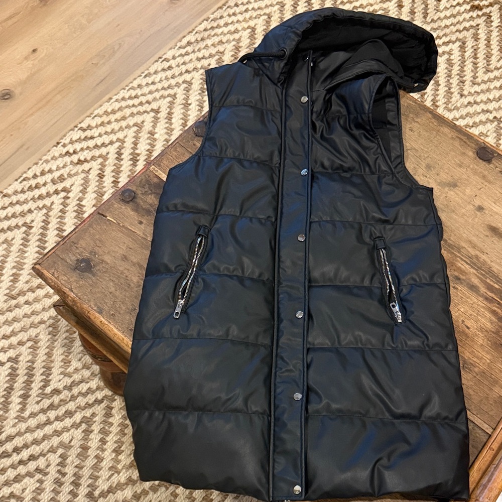 Zara Black Puffer Vest with Hood